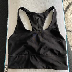 Lululemon train longline bra- medium support size 6 black